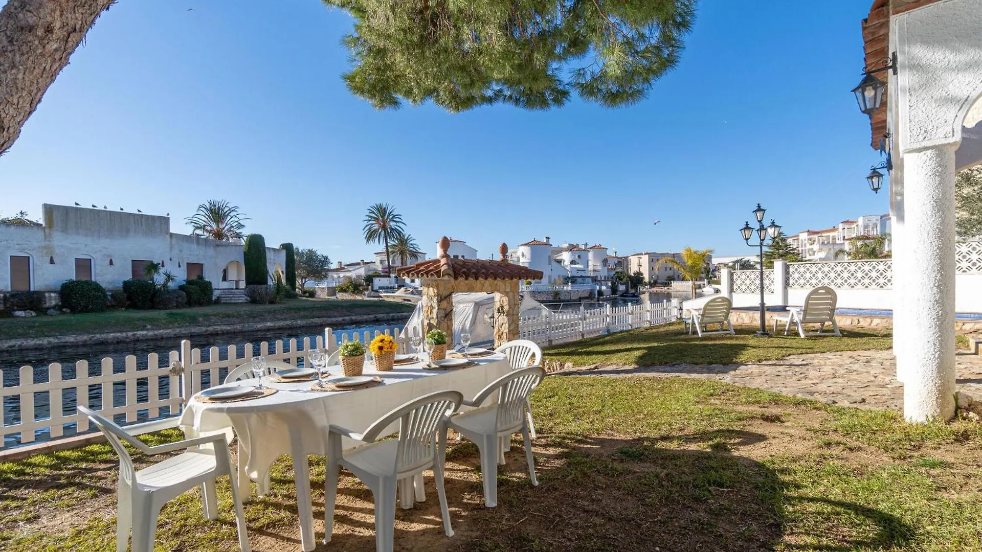 Casa Con Piscina, Gran Amarre Y 4 Dormitorios En Castello D'Empuries - Hisp-288-53 Empuriabrava Nyaraló