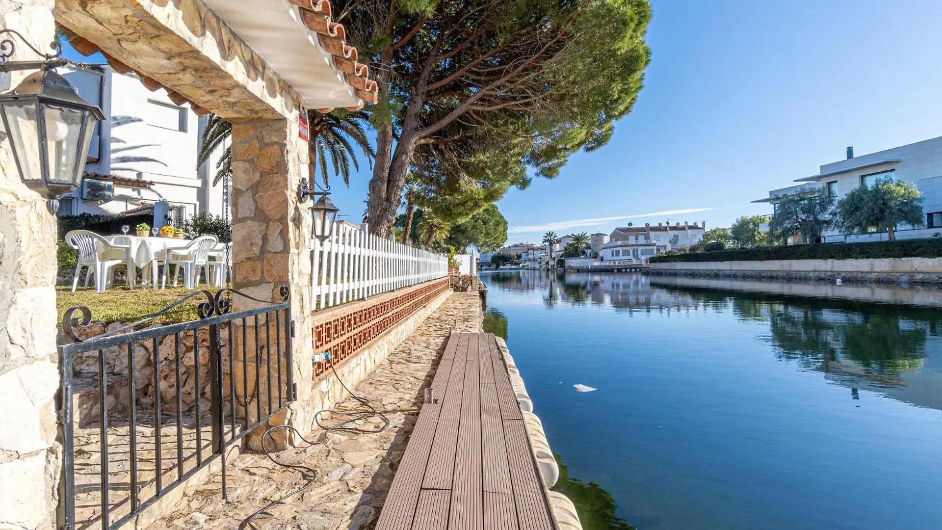 Casa Con Piscina, Gran Amarre Y 4 Dormitorios En Castello D'Empuries - Hisp-288-53 Empuriabrava Španělsko